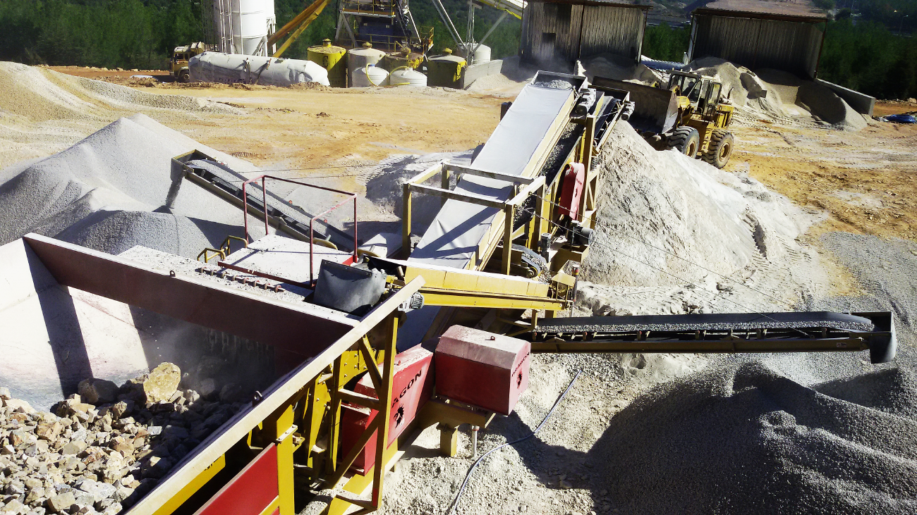 The importance of the screen in the stone crushing machine