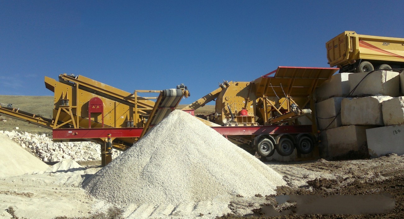 What You Need to Know About Mobile Crushing and Screening Plants