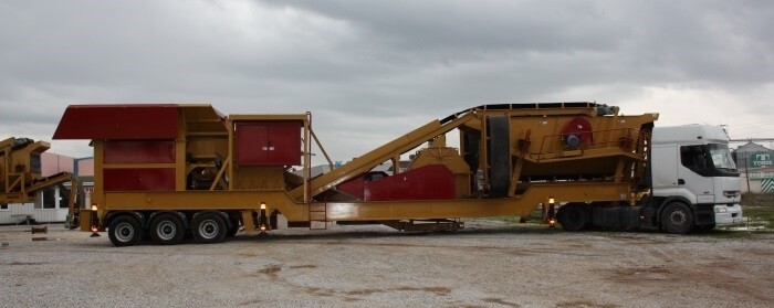 Ready-to-Ship Mobile Crusher