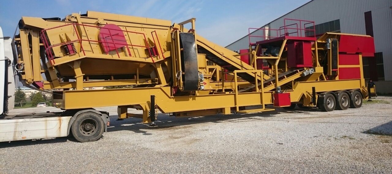 Mobile Crusher 150 - 250 Tons/Hour Capacity