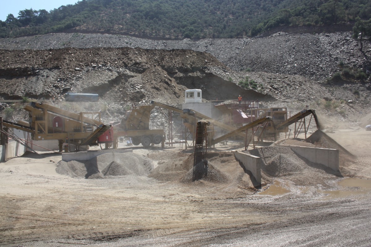 A jaw crusher