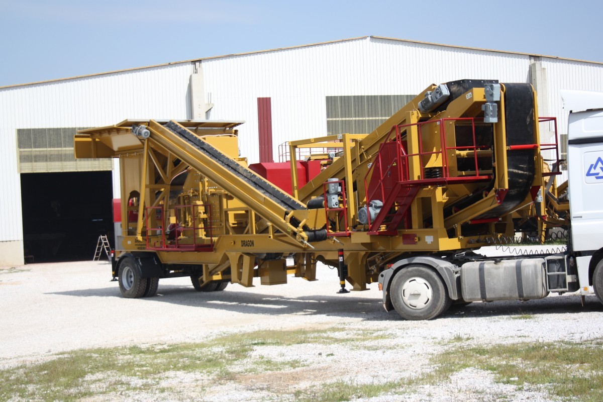 Mobile 120' Tertiary Crusher for Sale