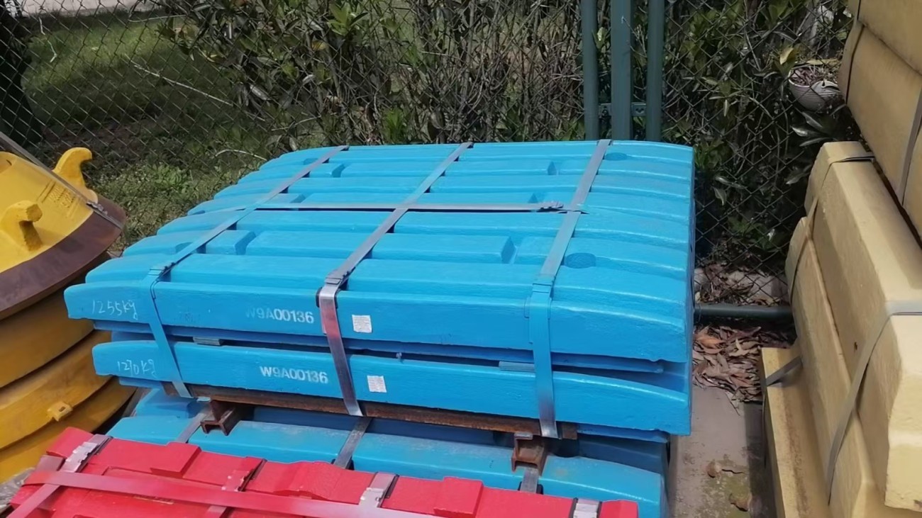 Crusher Durable Steel Castings - DRG Crusher