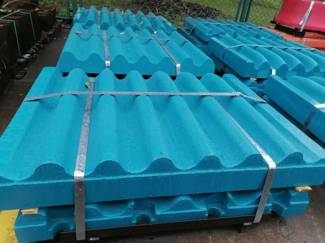 Chromium Alloy Spare Parts for Secondary Crushers